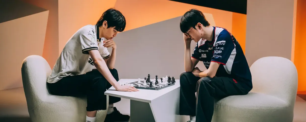 Cuma Ada Satu di Dunia! Chessboard Faker & Chovy Jadi Buruan Kolektor Esports!